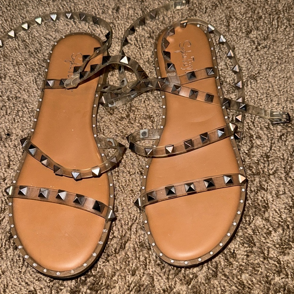 Ankle scrap sandals